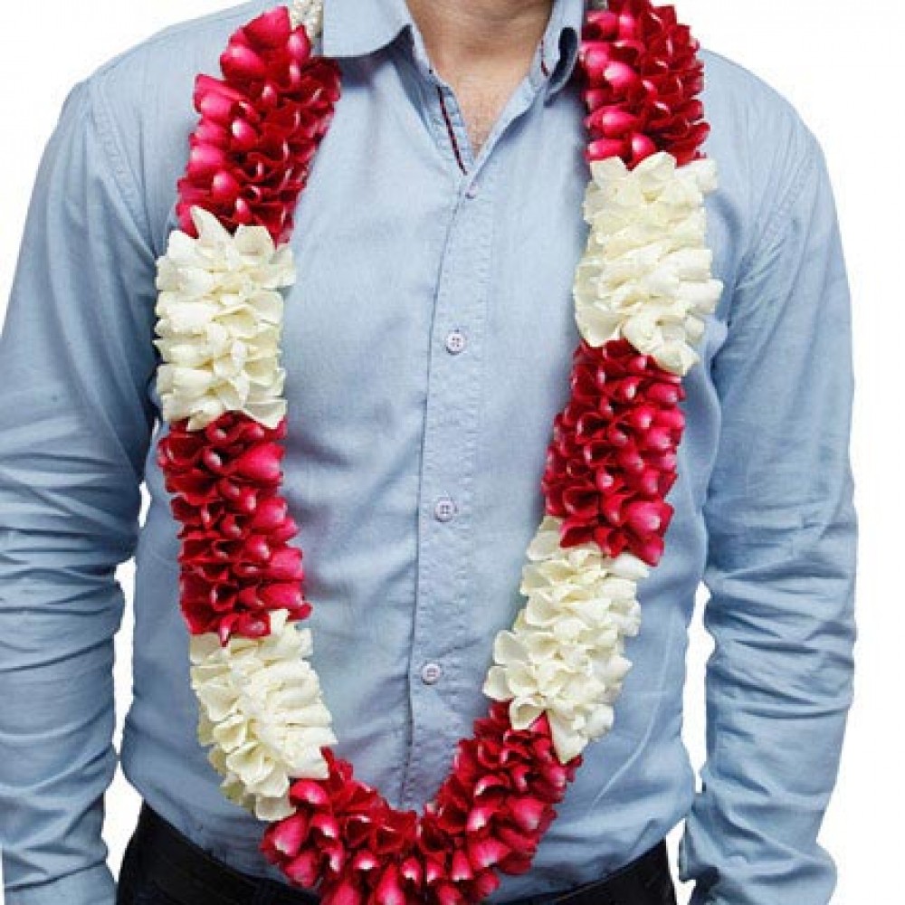 Red And White Flower Garland - Fresh Fruits Basket