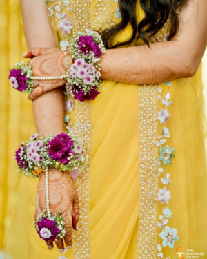 Flower Jewellery - Image 5